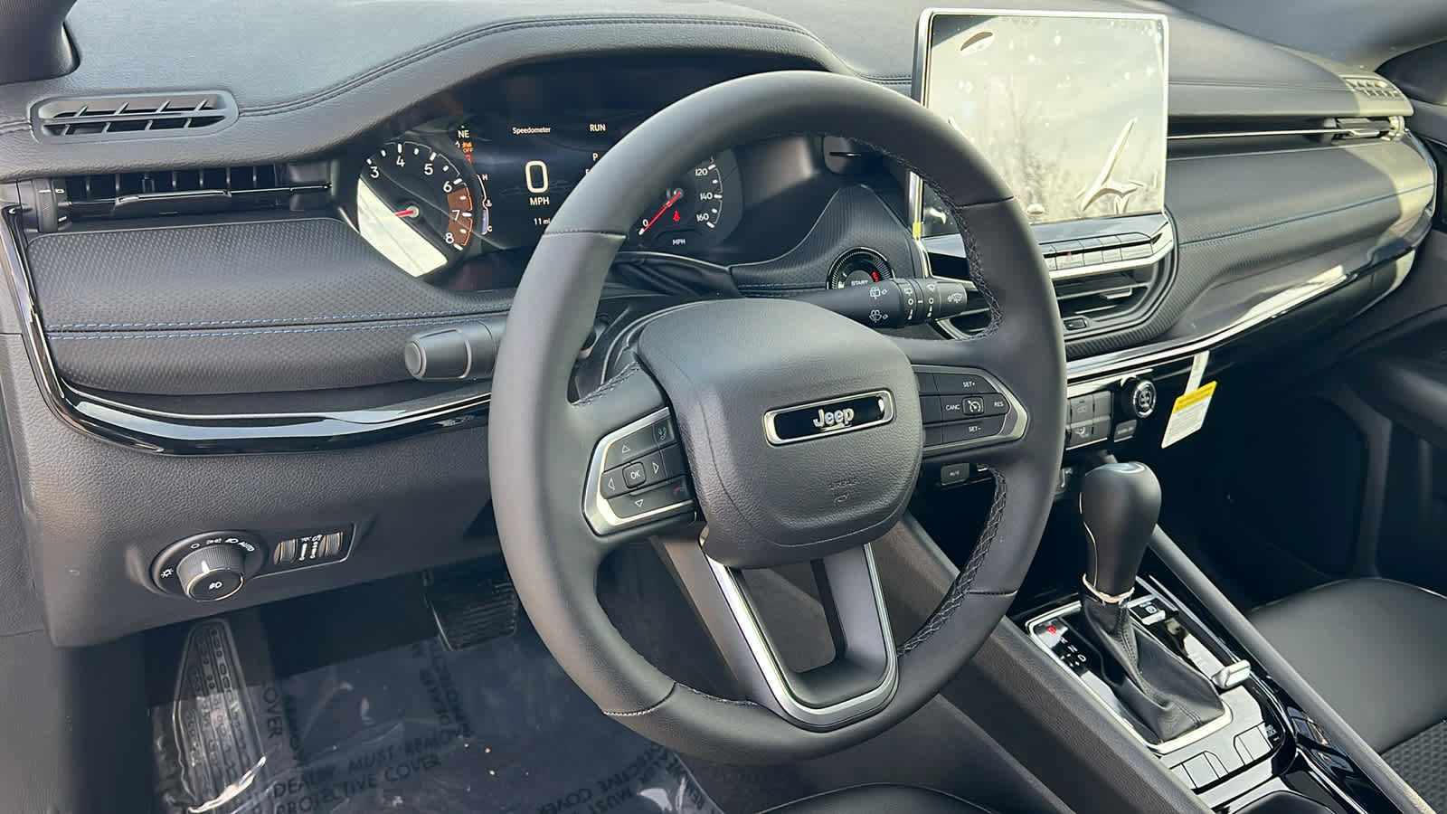 New 2026 Jeep Compass Latitude image 10