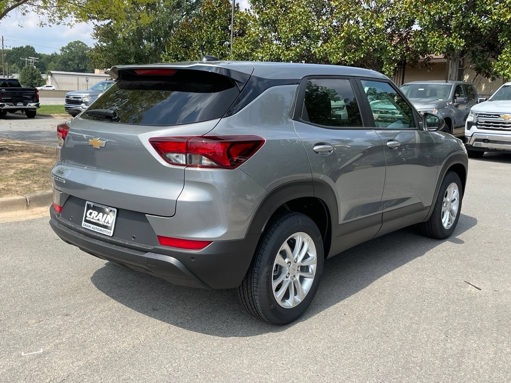 New 2026 Chevrolet TrailBlazer LS w/ LS Convenience Package FWD image 8