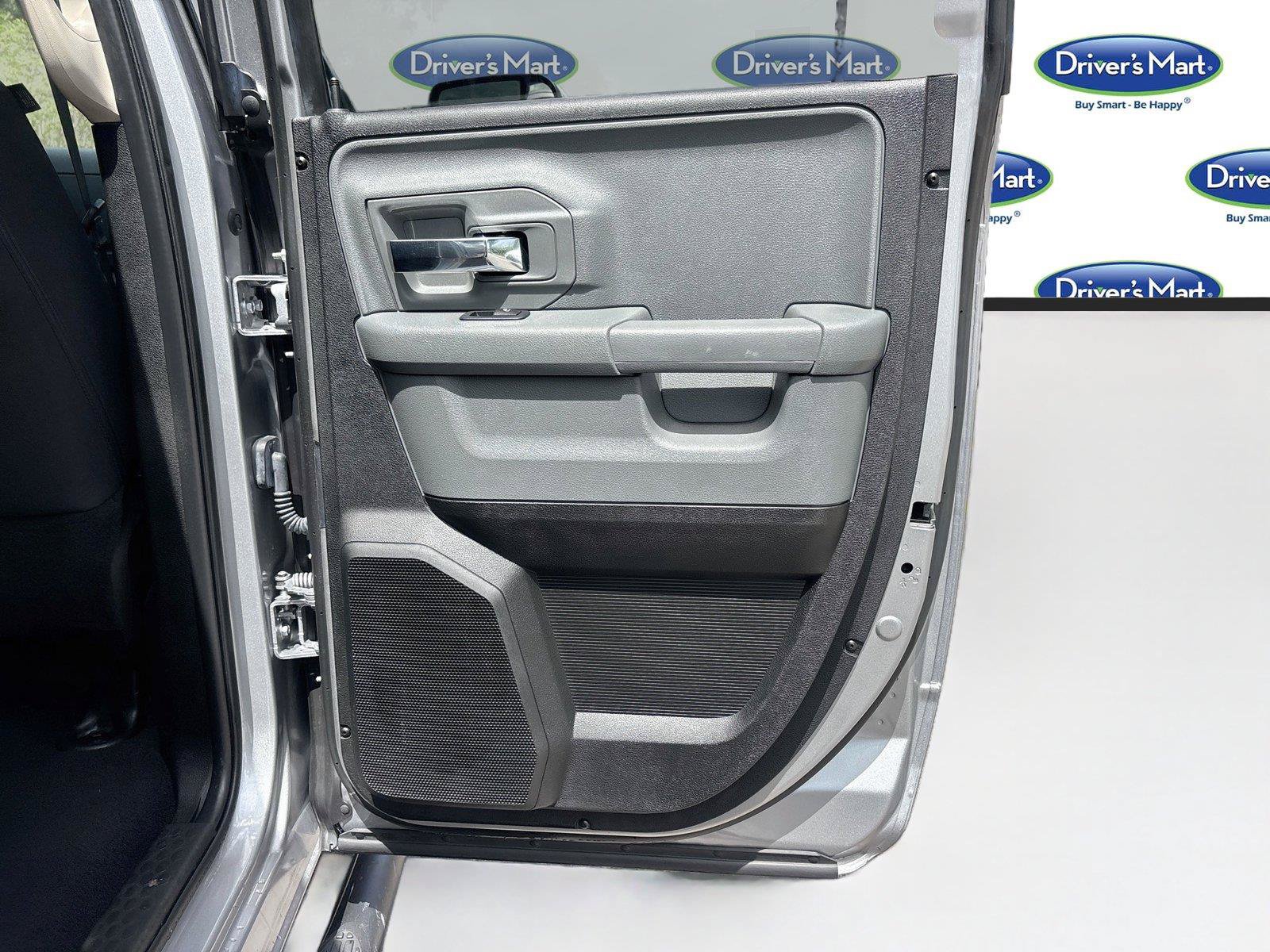 Used 2019 RAM 1500 Warlock AWD/4WD image 23