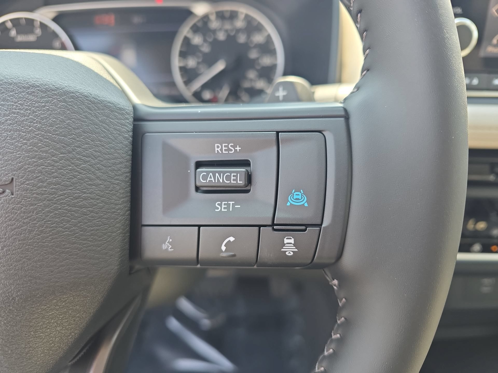 New 2026 Nissan Rogue Dark Armor FWD image 18