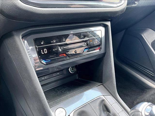 Used 2022 Volkswagen Tiguan SE FWD image 23