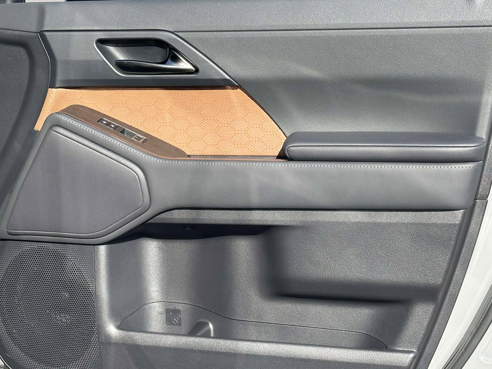 Used 2025 Lexus GX 550 image 24