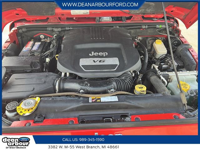 Used 2015 Jeep Wrangler Unlimited Sahara w/ Dual Top Group AWD/4WD image 7