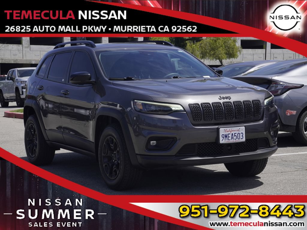 Used 2022 Jeep Cherokee Latitude AWD/4WD image 1