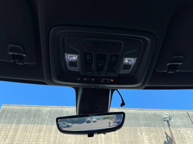 Used 2021 Chevrolet Silverado 3500 High Country AWD/4WD image 29