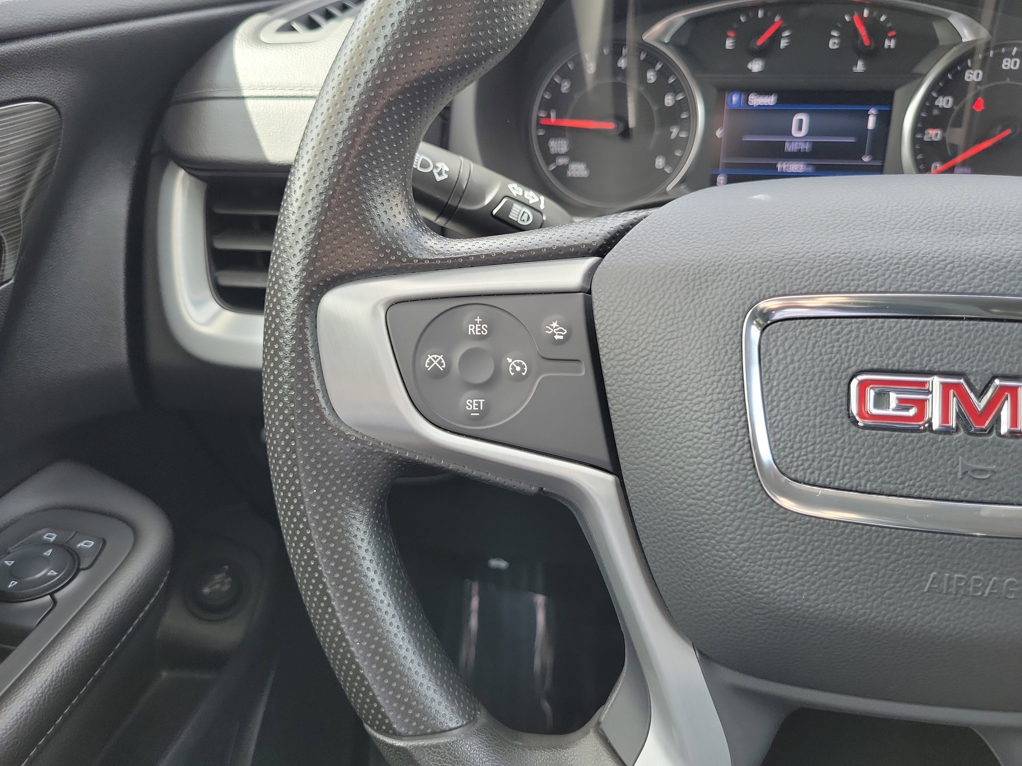Used 2023 GMC Terrain SLE w/ Driver Convenience Package FWD image 20