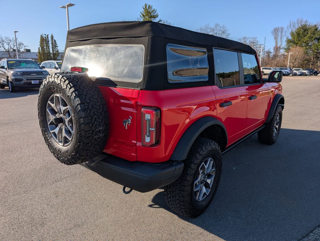 Used 2024 Ford Bronco Badlands image 6