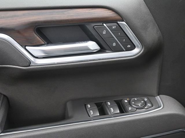 Used 2026 GMC Sierra 1500 SLT AWD/4WD image 10