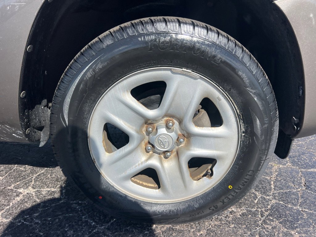 Used 2012 Toyota RAV4 4WD w/ Value Pkg image 38