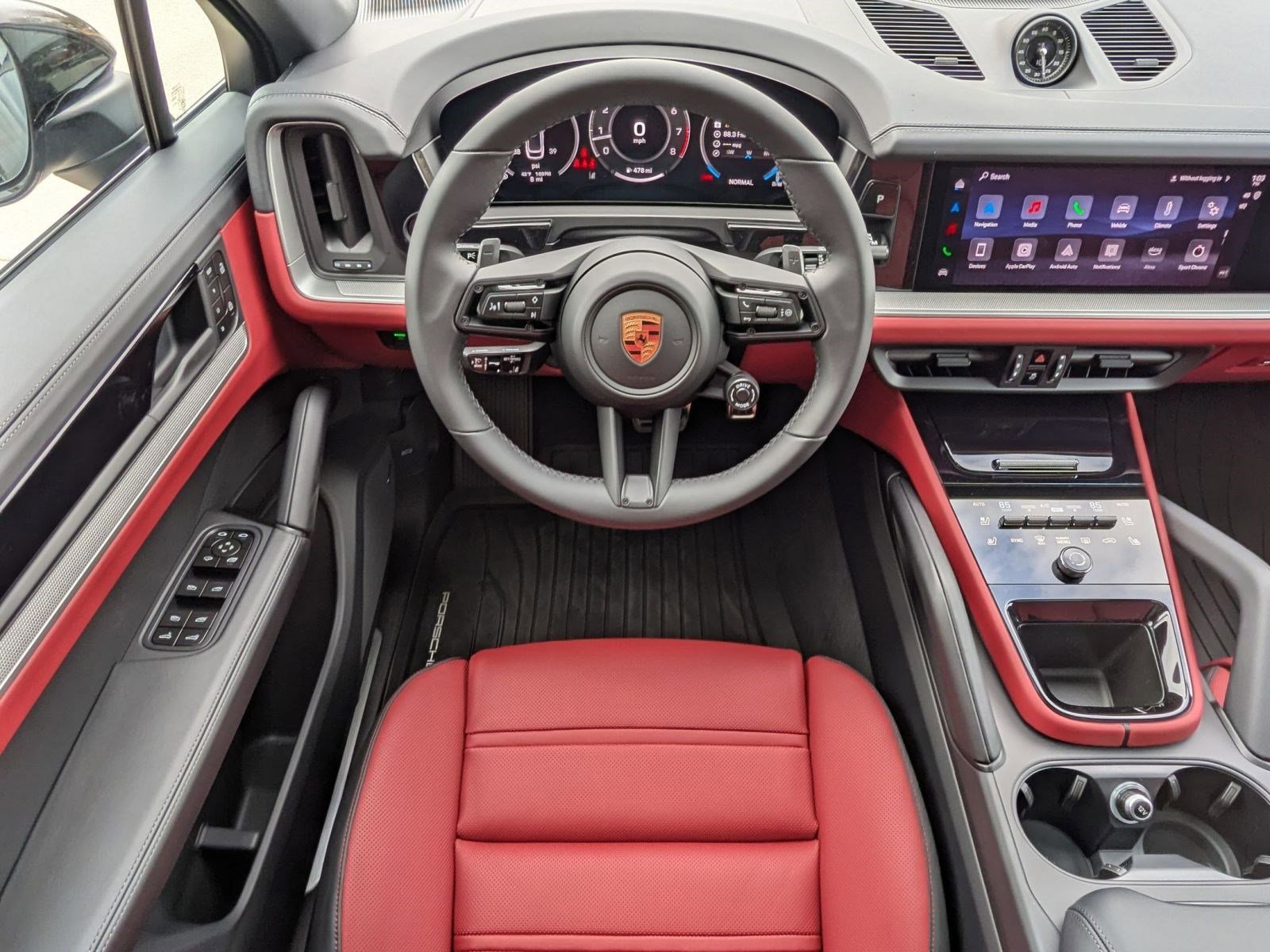 New 2026 Porsche Cayenne S image 15