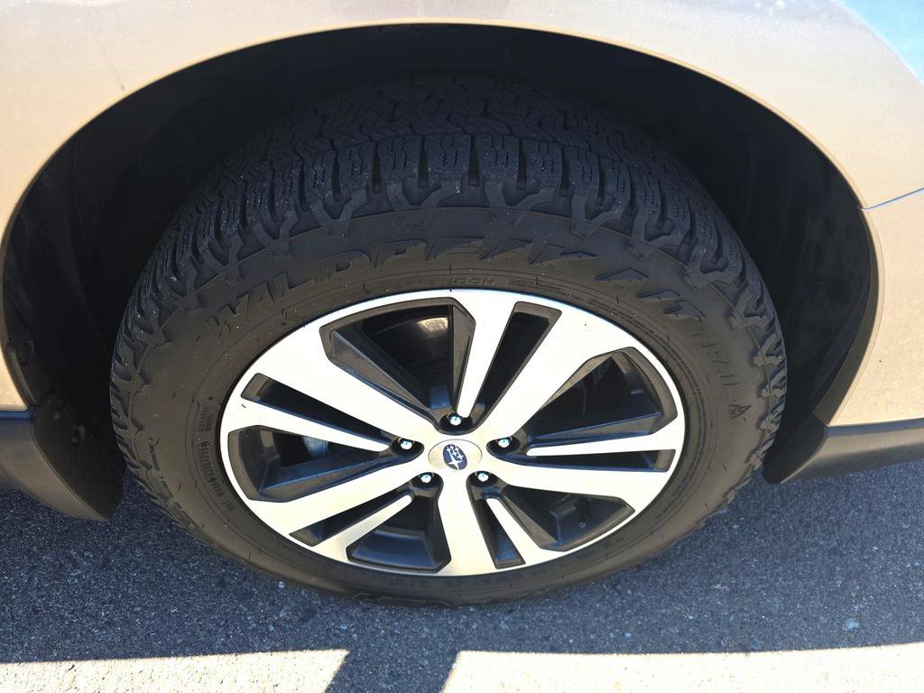 Used 2018 Subaru Outback 2.5i Limited AWD/4WD image 36