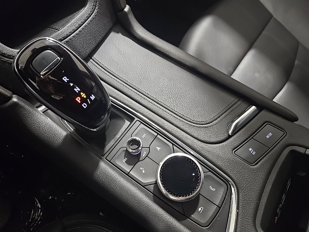 Used 2024 Cadillac XT6 Sport image 14