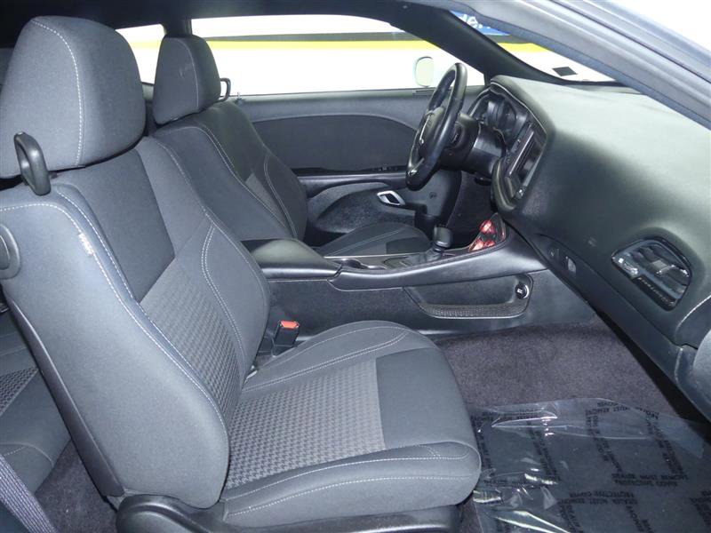 Used 2018 Dodge Challenger SXT w/ Blacktop Package image 8