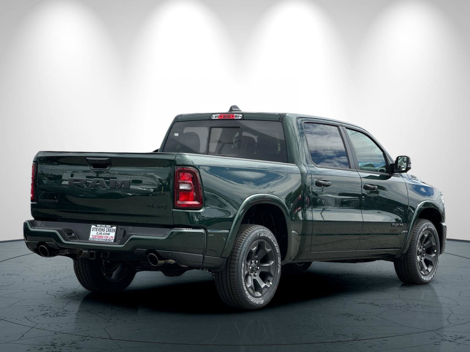 New 2026 RAM 1500 Big Horn w/ Night Edition AWD/4WD image 4