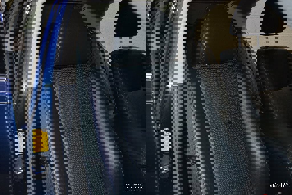 Used 2013 Lexus LS 460 w/ Comfort Pkg RWD image 13