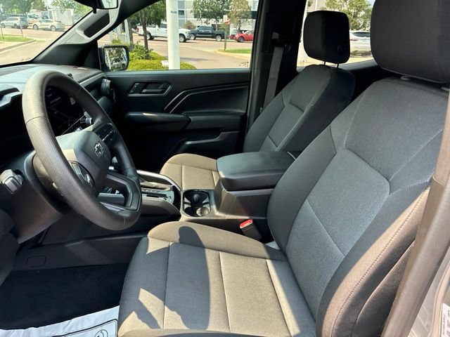 Used 2024 Chevrolet Colorado Trail Boss w/ Technology Package AWD/4WD image 12