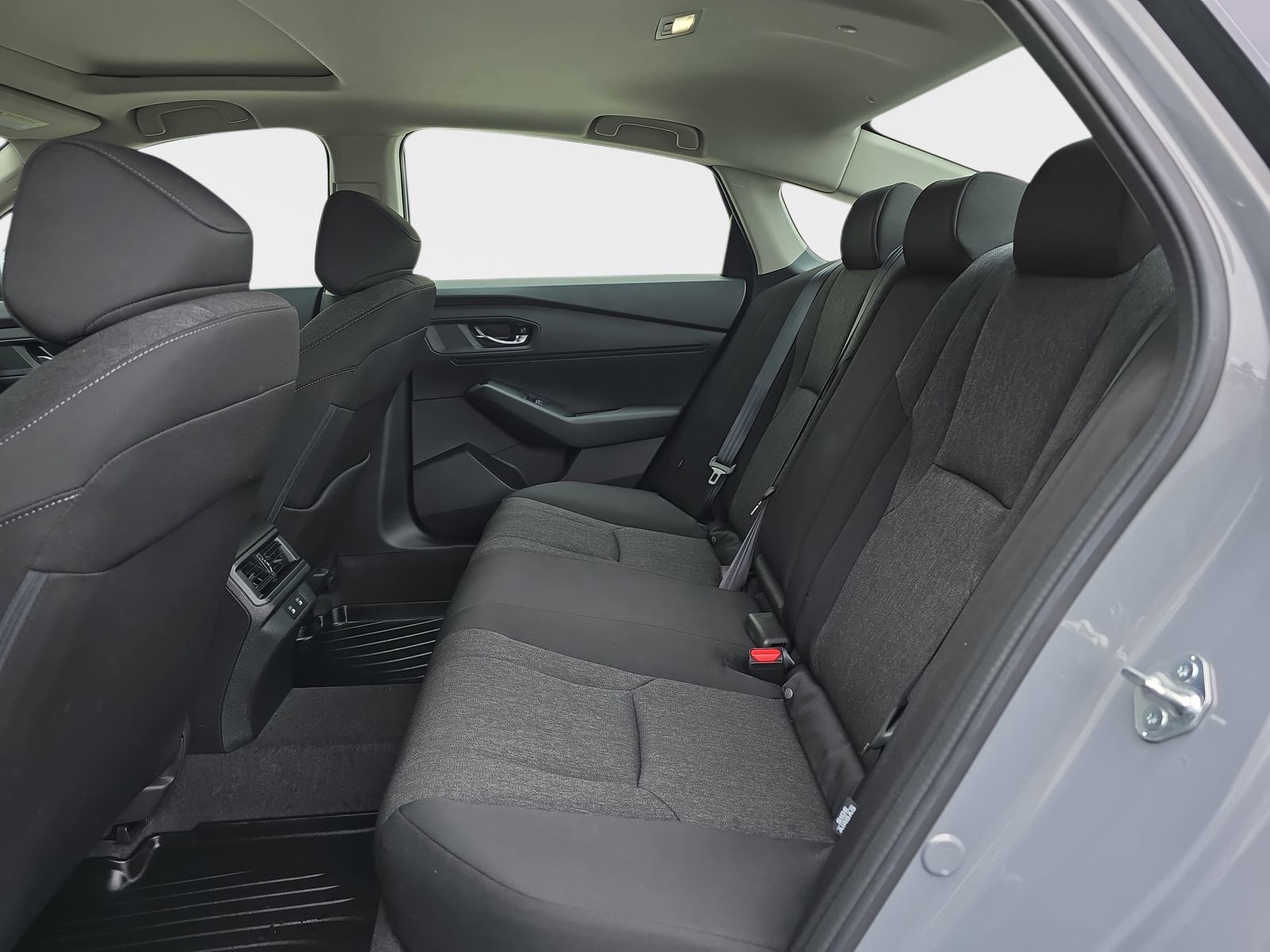 Used 2025 Honda Accord SE image 16
