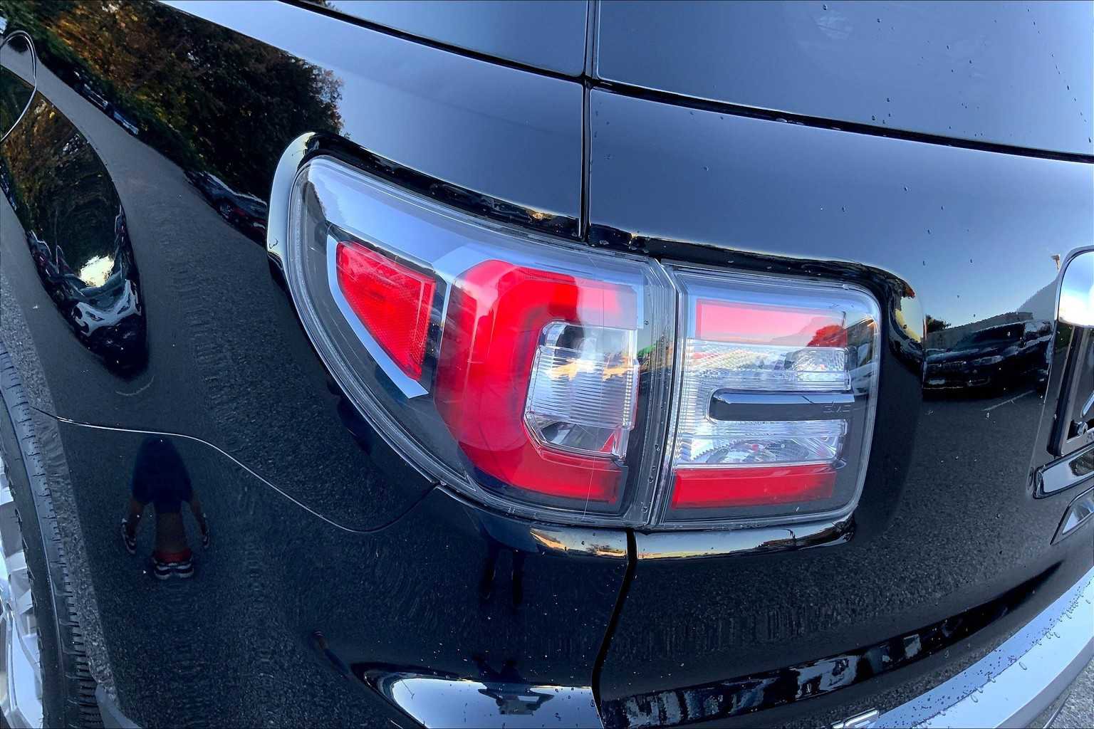 Used 2016 GMC Acadia SLT w/ Open Road Package image 27