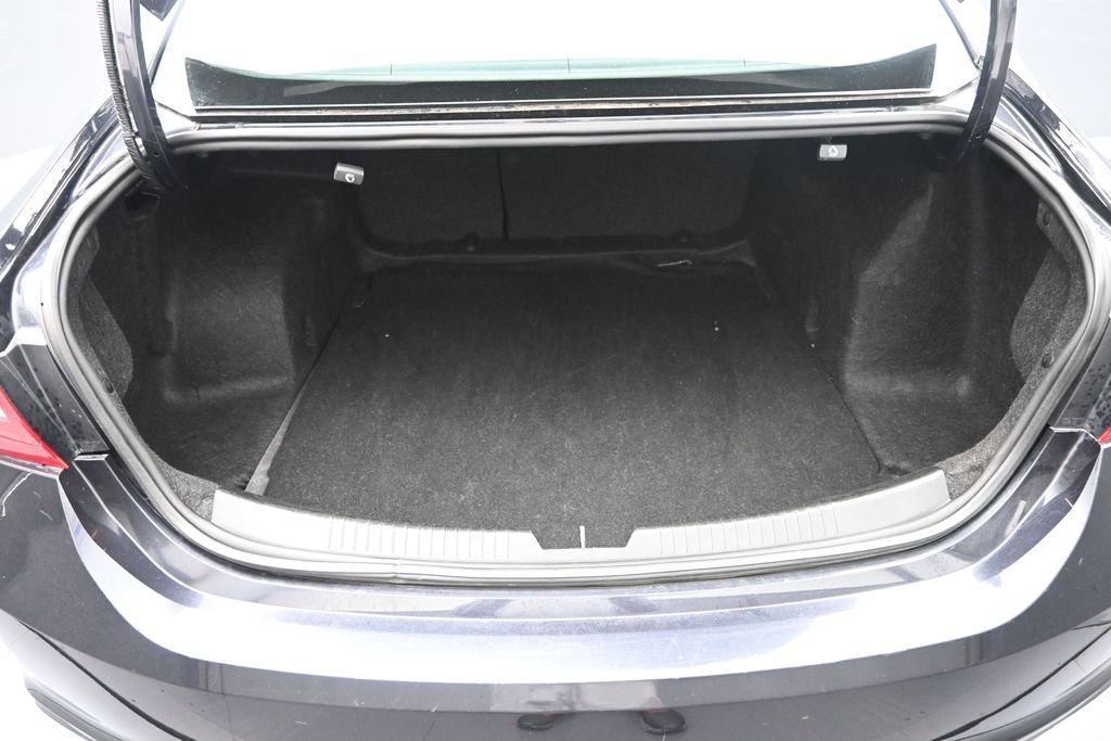 Used 2023 Chevrolet Malibu LT FWD image 33