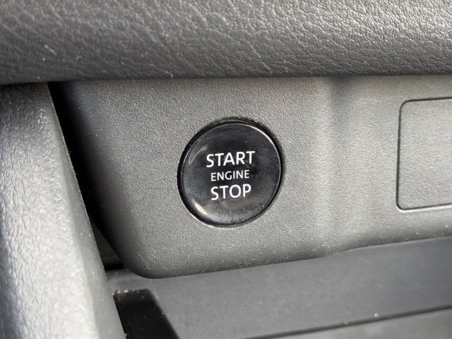 Used 2024 Nissan Rogue SV AWD/4WD image 26