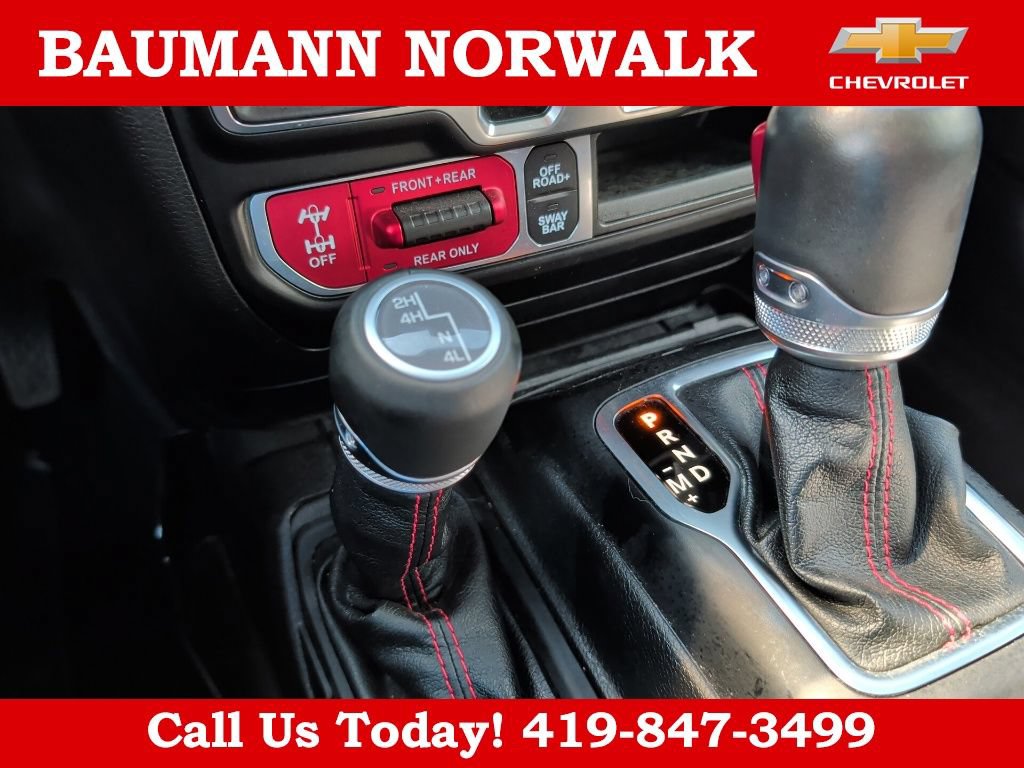 Used 2023 Jeep Gladiator Rubicon w/ Cold Weather Group AWD/4WD image 32