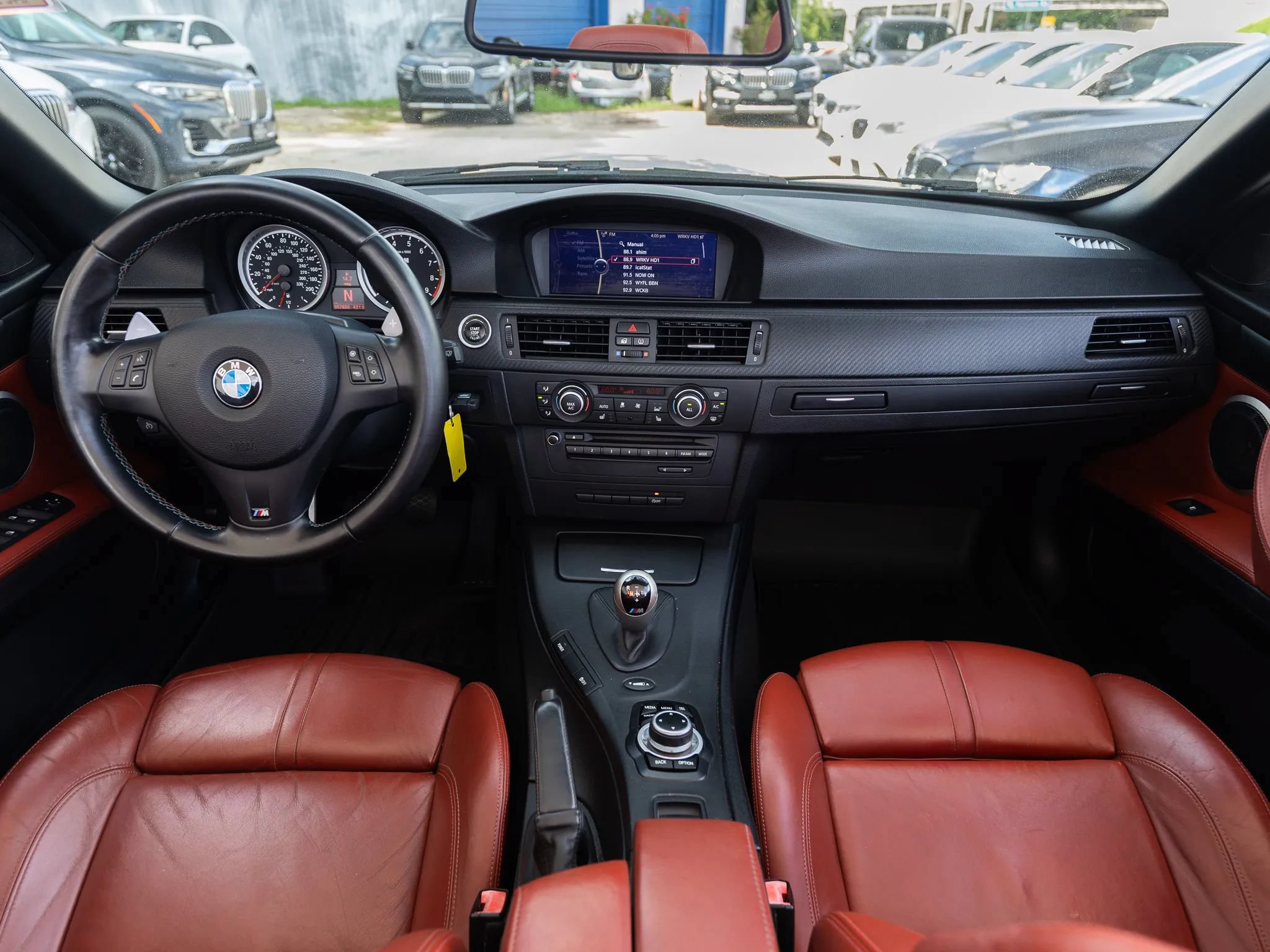 Used 2013 BMW M3 Convertible RWD image 2