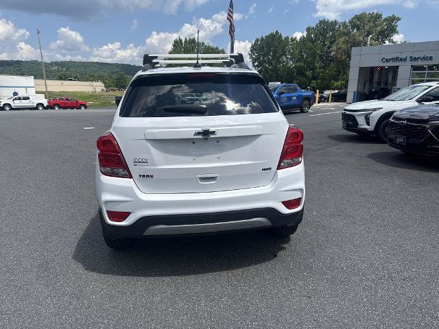 Certified 2020 Chevrolet Trax LT w/ Redline Edition AWD/4WD image 4