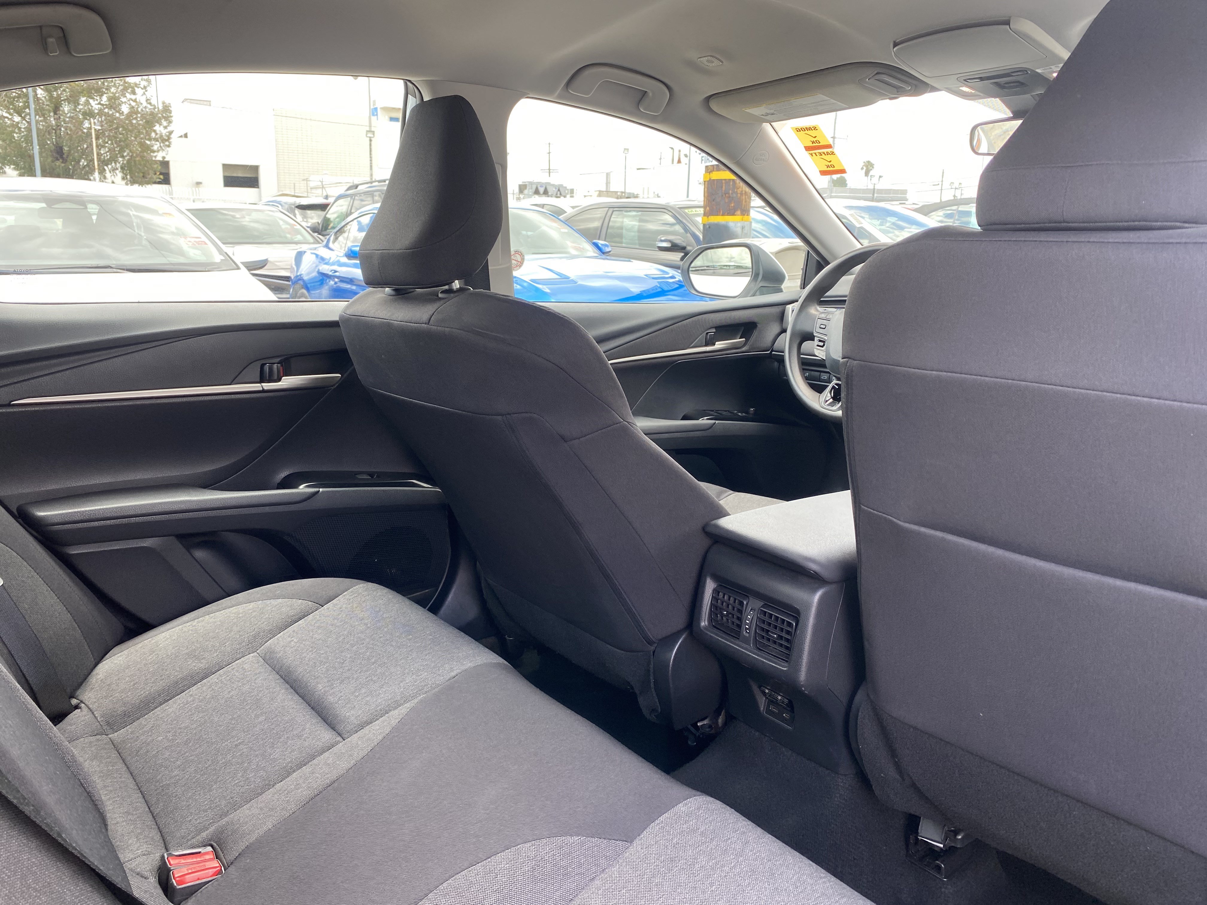Used 2025 Toyota Camry LE FWD image 24