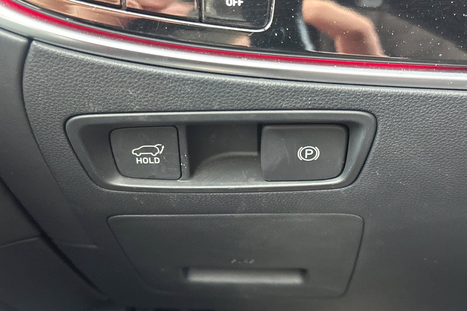 Used 2023 Genesis GV70 2.5T w/ Sport Prestige Package image 38