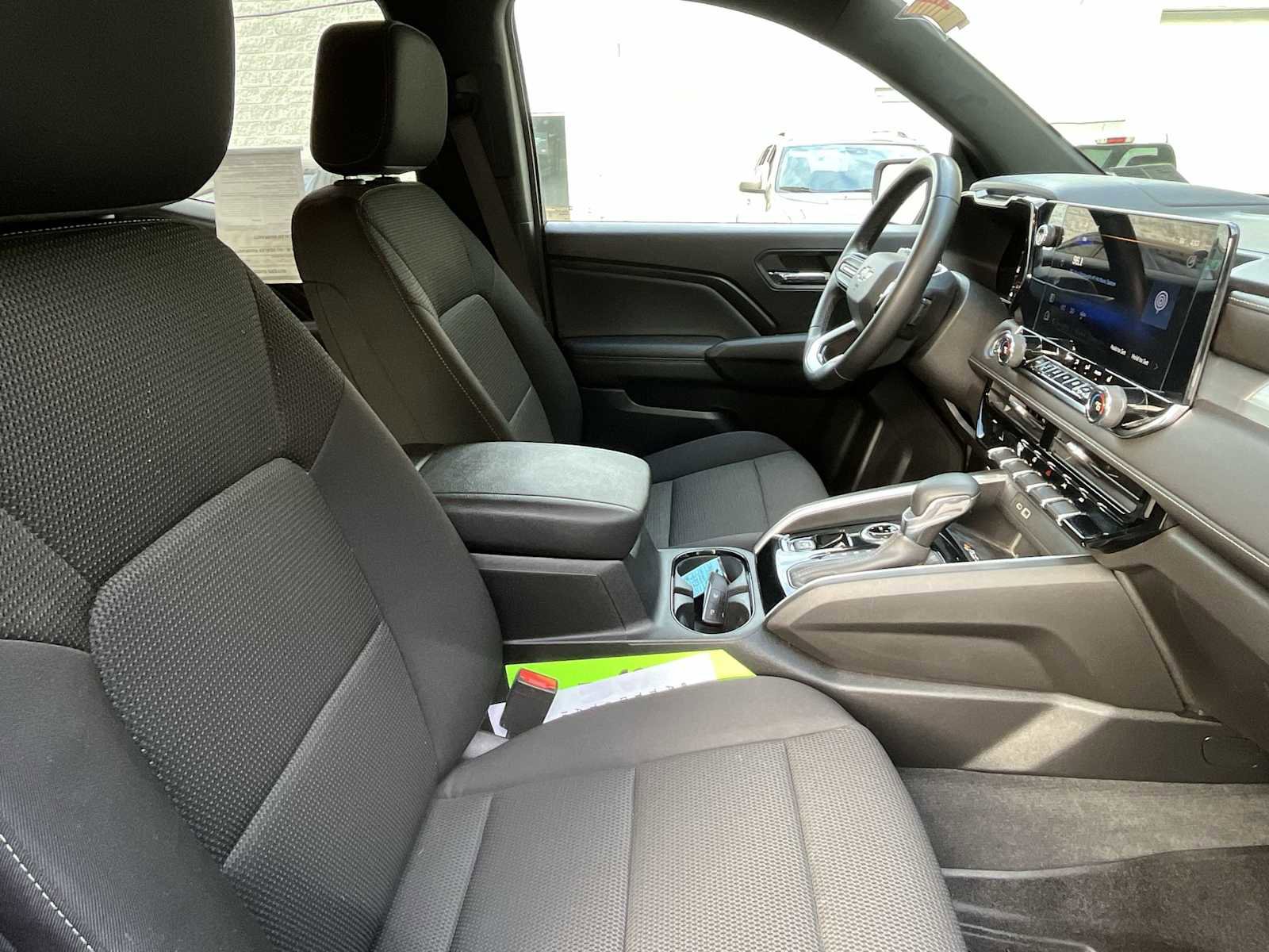 Certified 2023 Chevrolet Colorado LT w/ LT Convenience Package II image 27