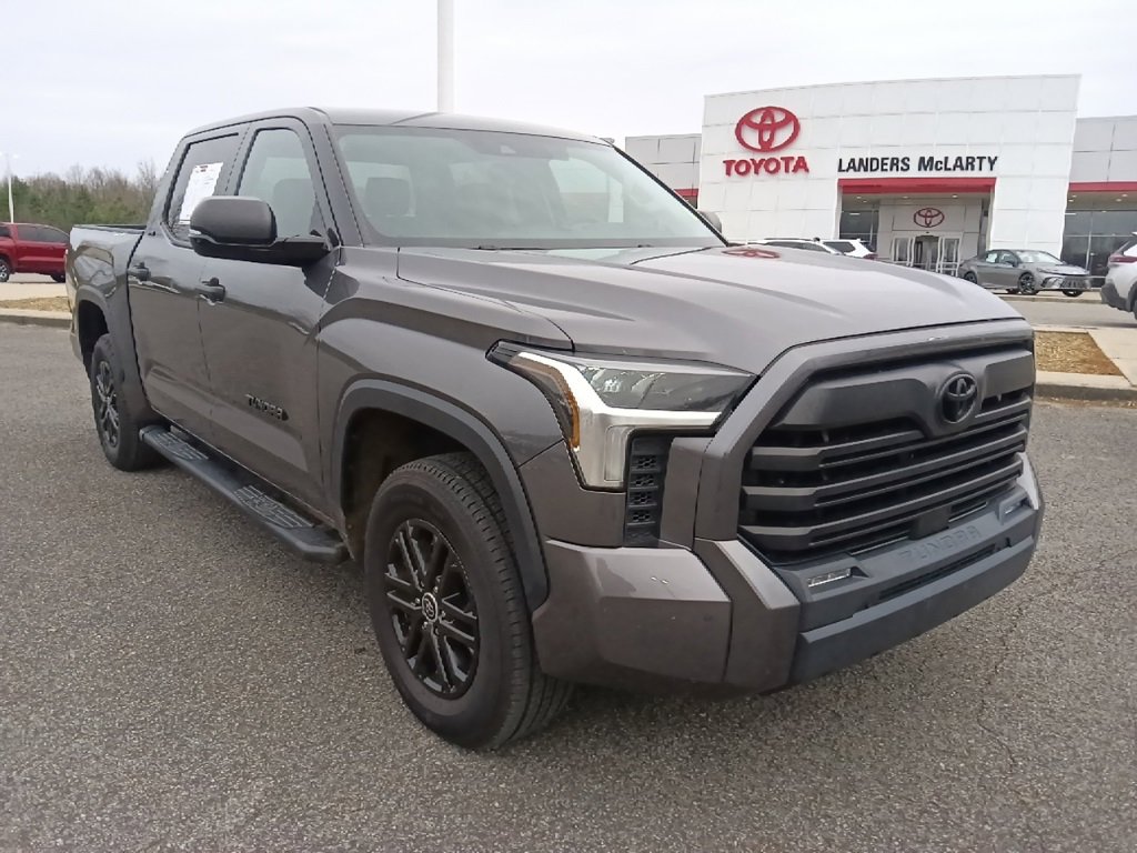 Used 2023 Toyota Tundra SR5 image 1