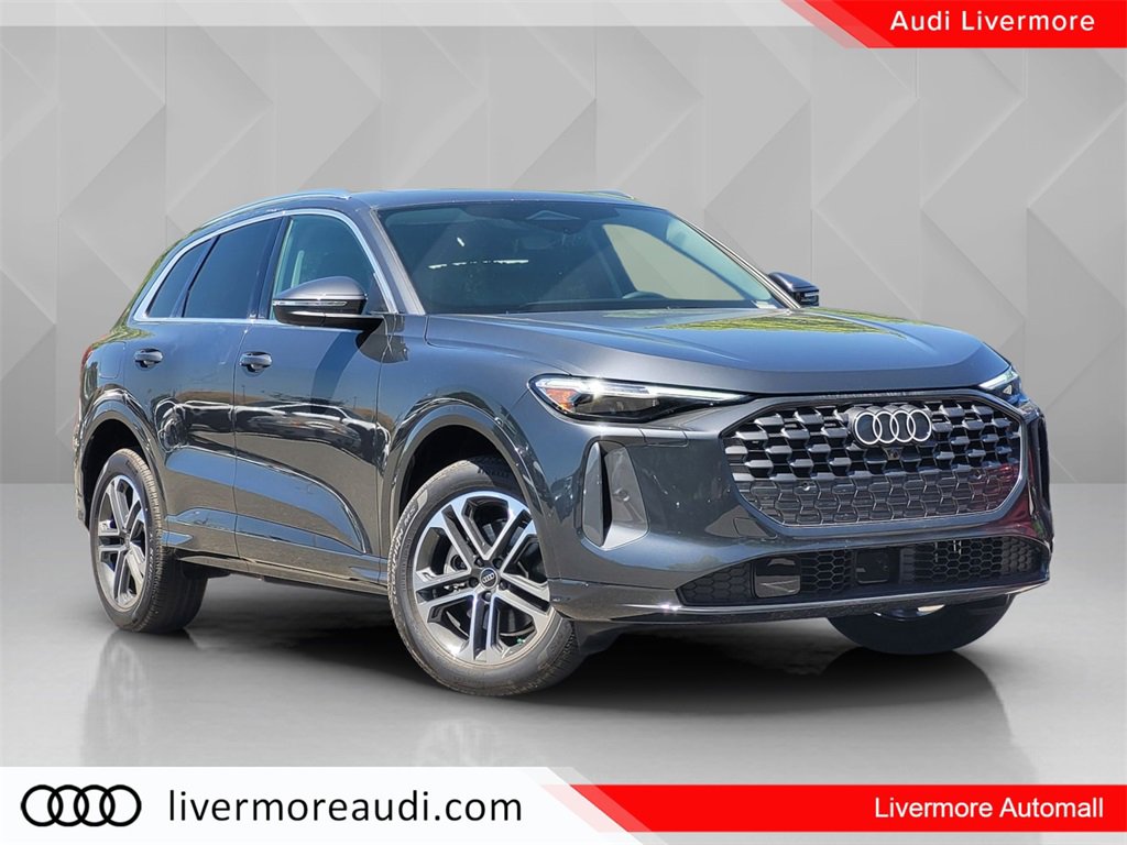 New 2025 Audi Q5 Premium Plus