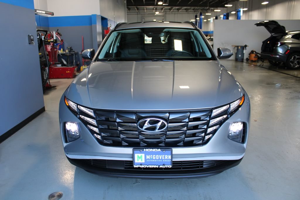 Used 2023 Hyundai Tucson SEL w/ Convenience Package AWD/4WD image 2