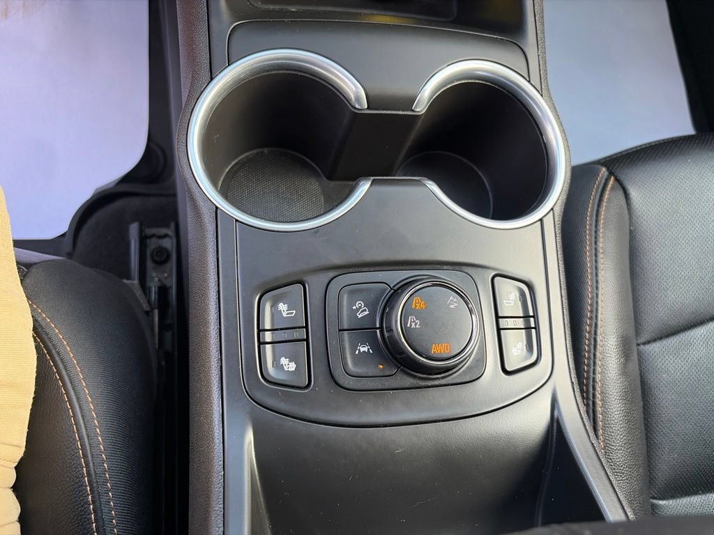 Used 2021 GMC Terrain SLT w/ Infotainment Package II AWD/4WD image 29