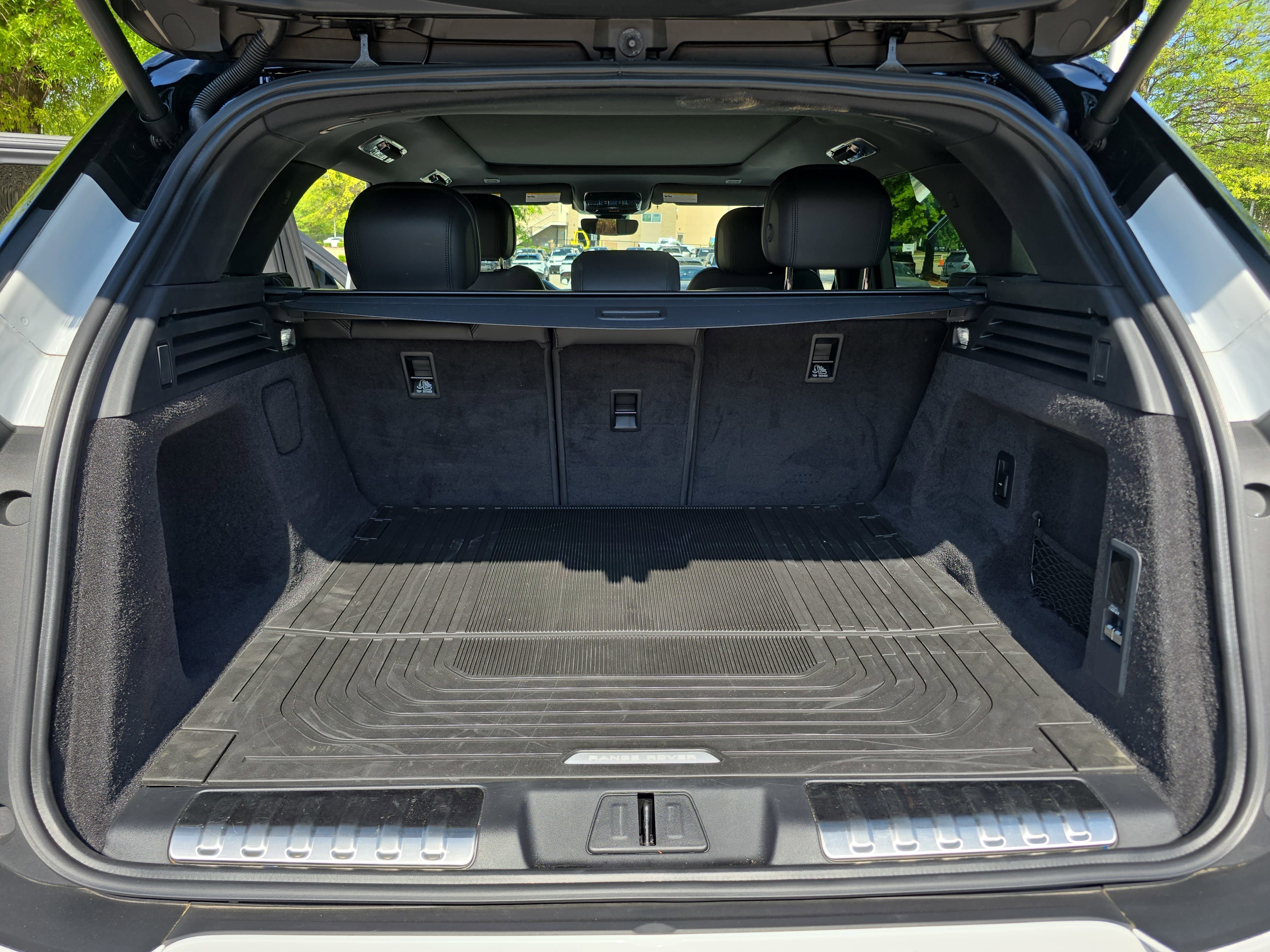 Certified 2025 Land Rover Range Rover Sport Dynamic SE image 12