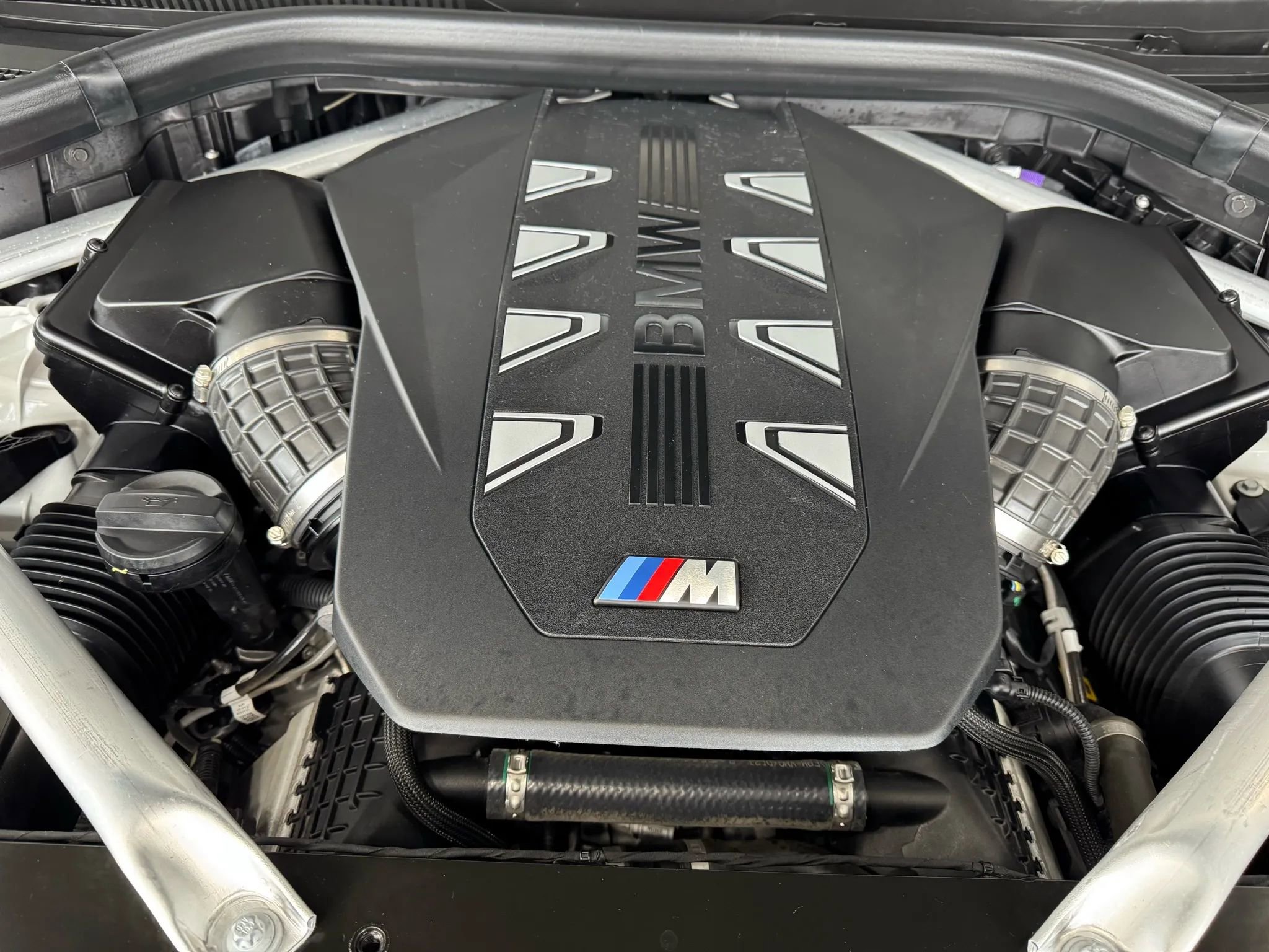 Used 2024 BMW X6 M60i w/ M Sport Professional Package image 41