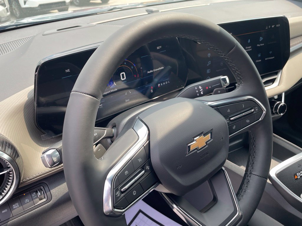 New 2027 Chevrolet Equinox LT w/ Convenience Package II AWD/4WD image 11