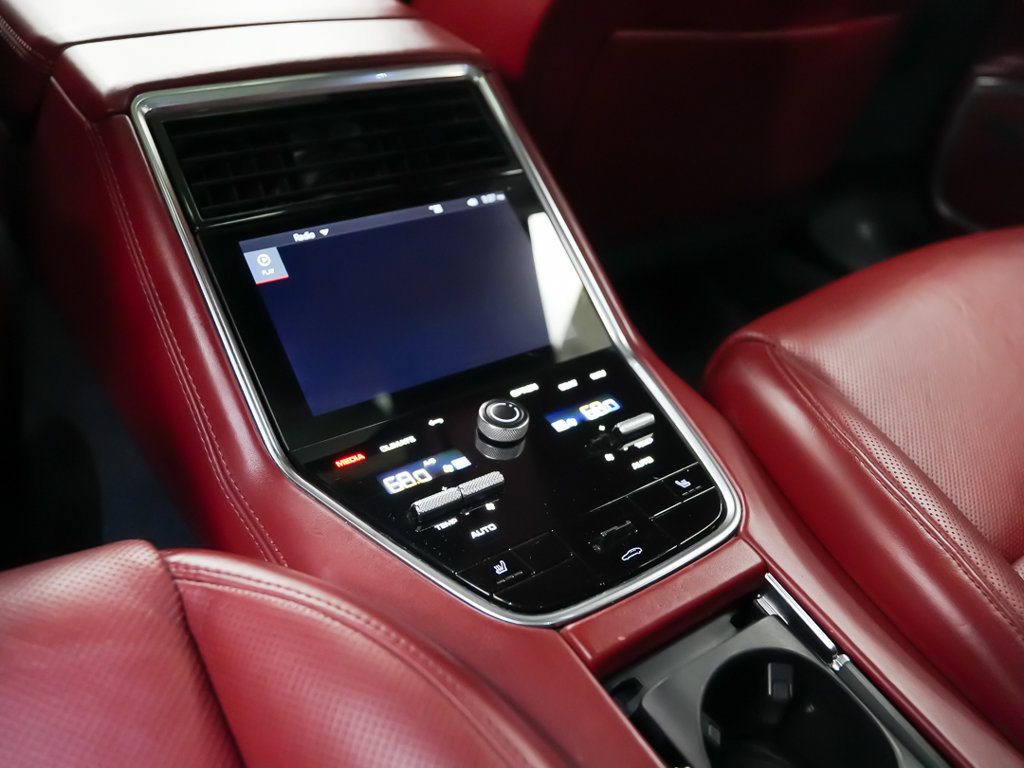 Certified 2023 Porsche Panamera 4 Platinum Edition AWD/4WD image 20