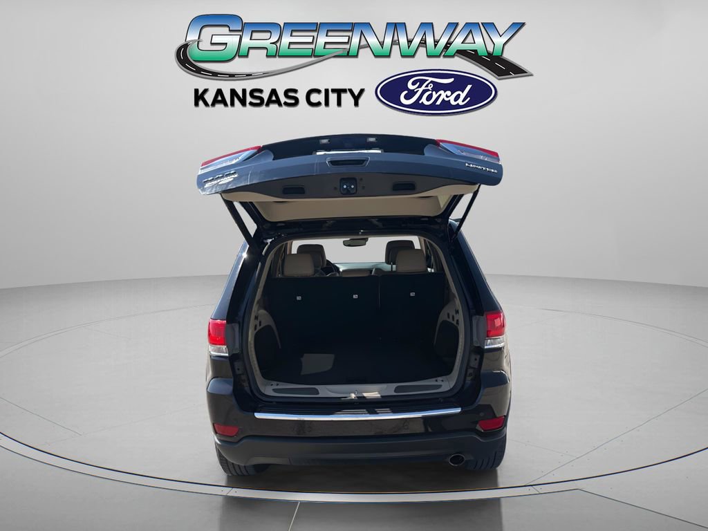 Used 2019 Jeep Grand Cherokee Limited AWD/4WD image 7
