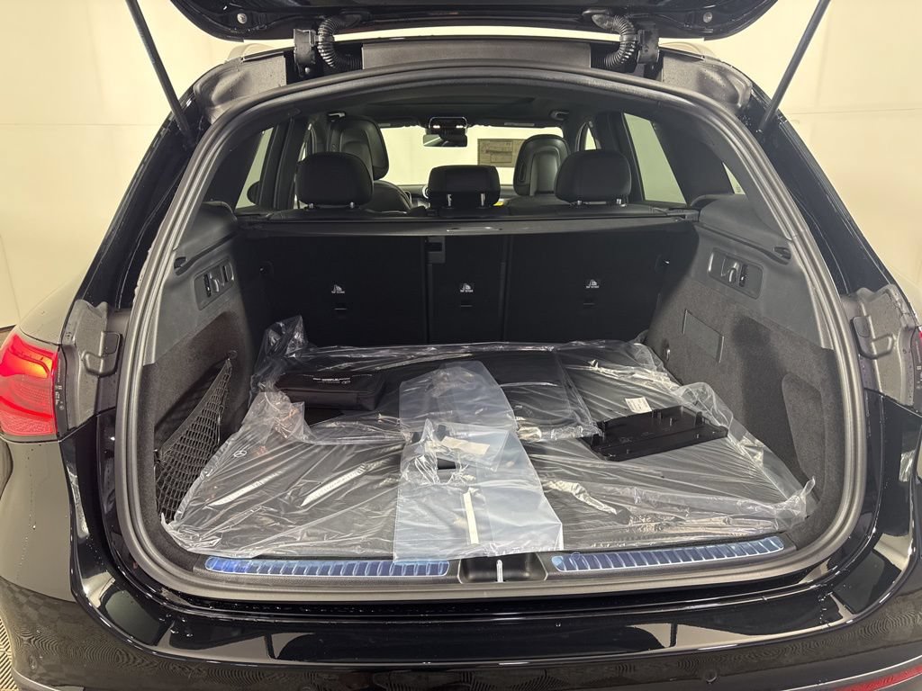New 2026 Mercedes-Benz GLC 300 4MATIC image 19
