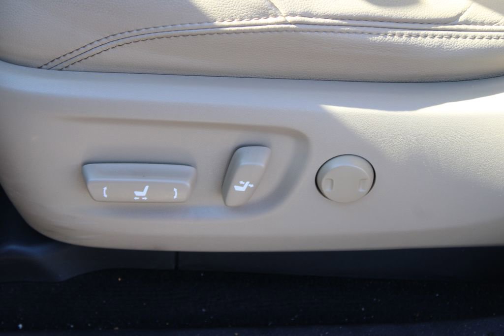 Used 2022 Toyota 4Runner Limited image 17