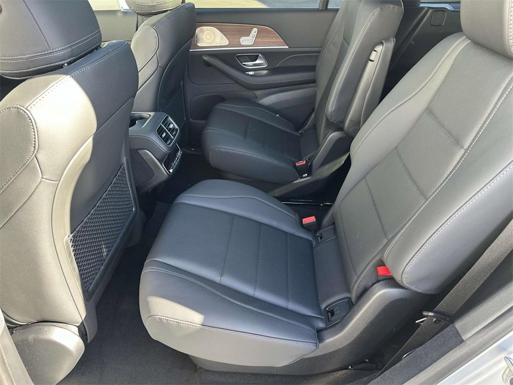 New 2025 Mercedes-Benz GLS 450 4MATIC image 24