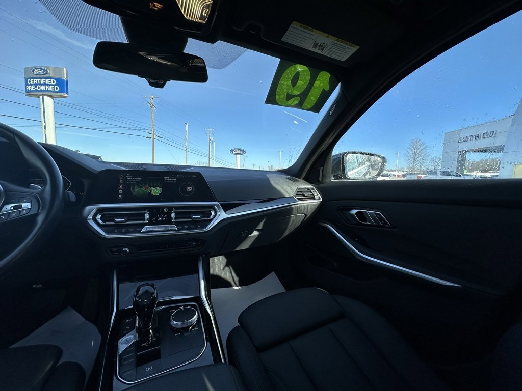 Used 2019 BMW 330i xDrive Sedan w/ Convenience Package image 14