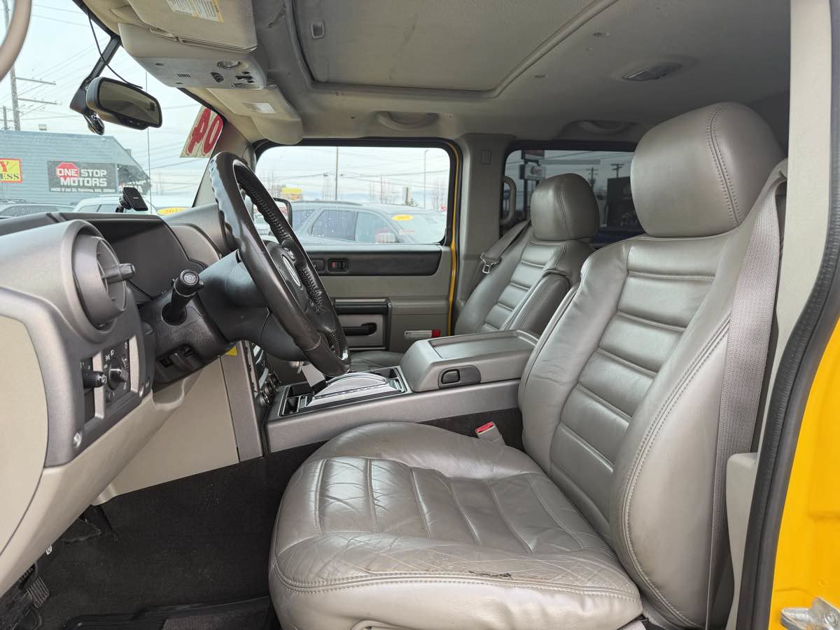Used 2004 HUMMER H2 AWD/4WD image 10