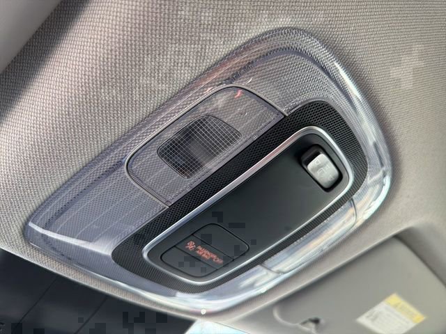 Certified 2025 Hyundai Elantra SE image 27