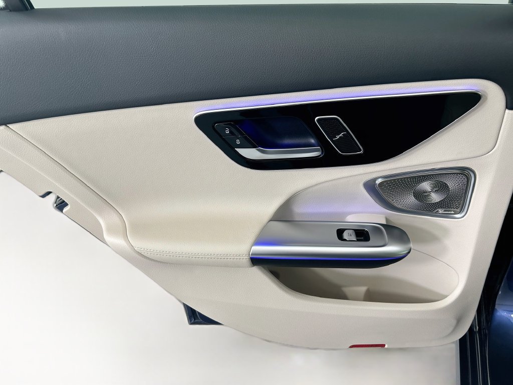 Certified 2025 Mercedes-Benz C 300 Sedan image 25