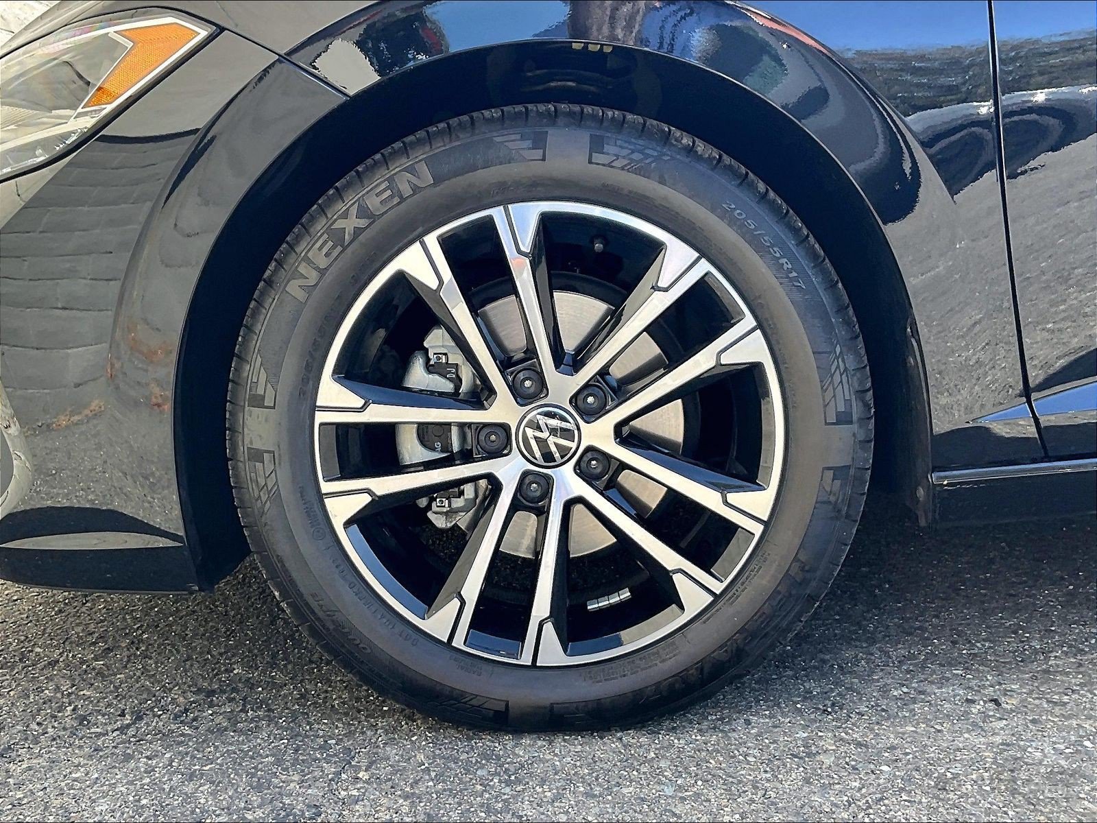 Certified 2024 Volkswagen Jetta Sport FWD image 8
