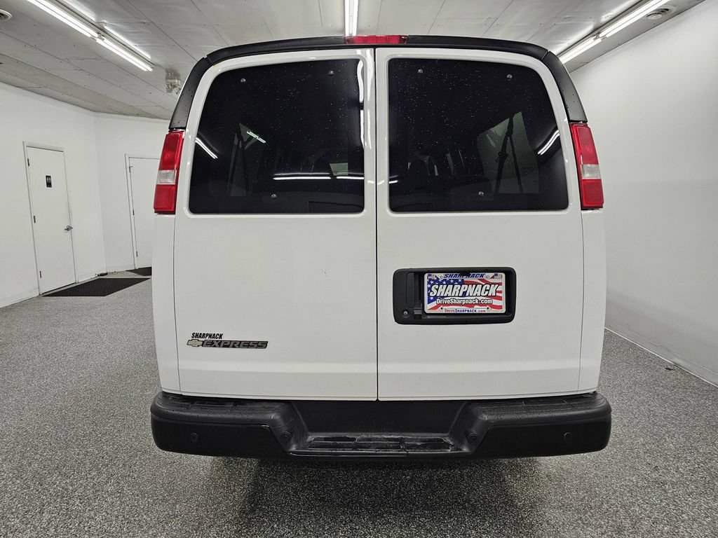 Used 2023 Chevrolet Express 3500 LS RWD image 5