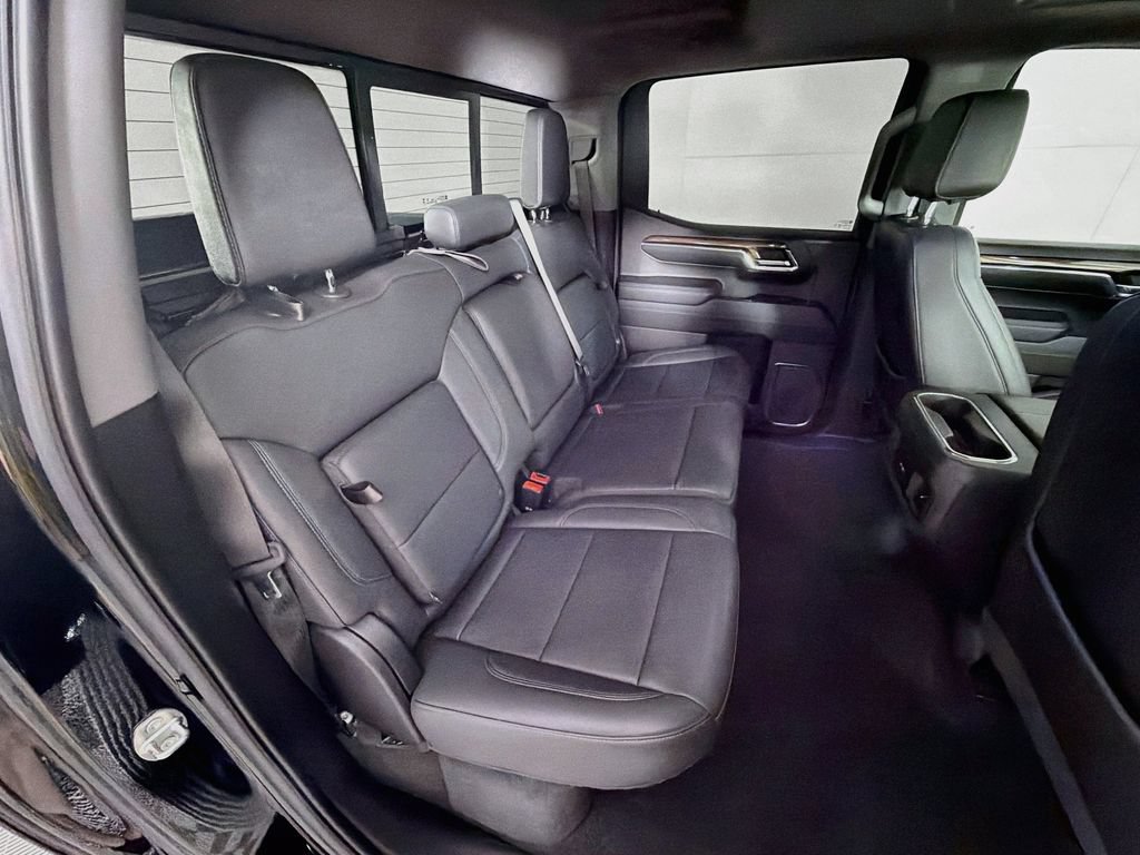 Used 2024 Chevrolet Silverado 1500 LT Trail Boss w/ LT Trail Boss Premium Package AWD/4WD image 27