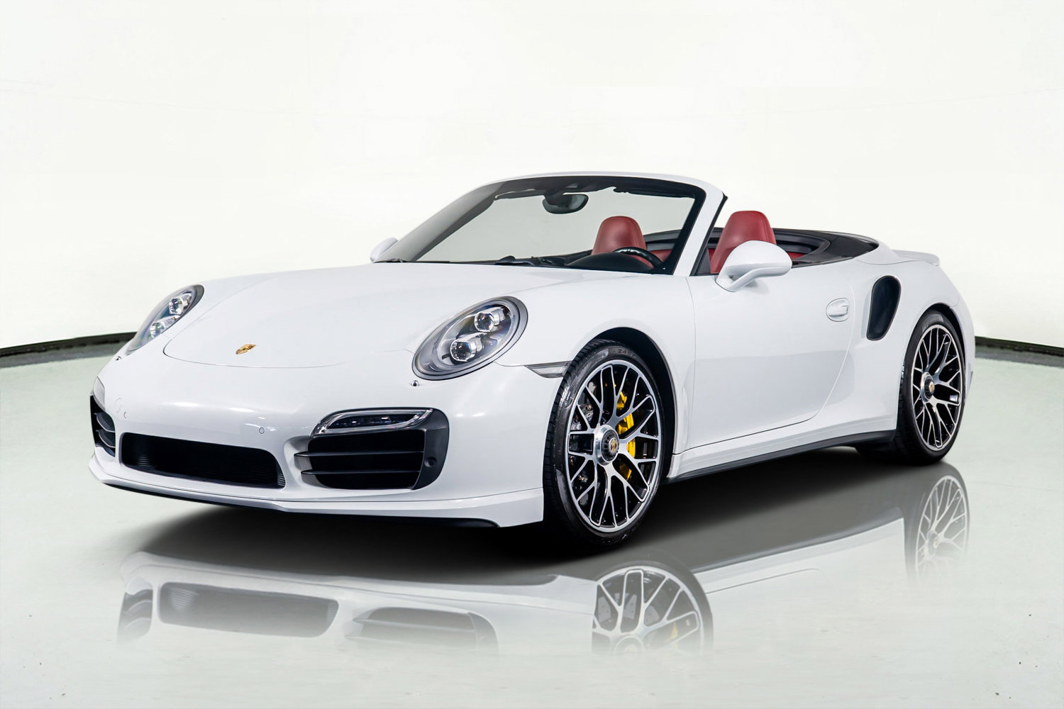 Used 2016 Porsche 911 Turbo S image 7